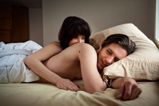 两性性生活视频,视频揭秘情侣私密时光